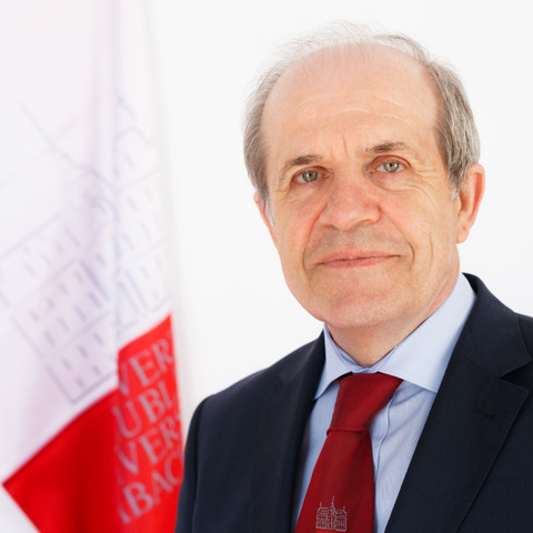 ZASL. PROF. DR. IVAN SVETLIK